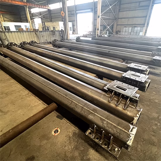 Braço duplo simples em aço galvanizado com iluminação poste de sinalização para câmera CCTV semáforo